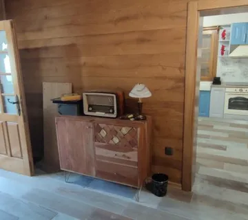 NAJAM DRVENE KUĆE V.GORICA, ZA SVE LJUBITELJE DRVENIH KUĆA I ONE KOJI - cover