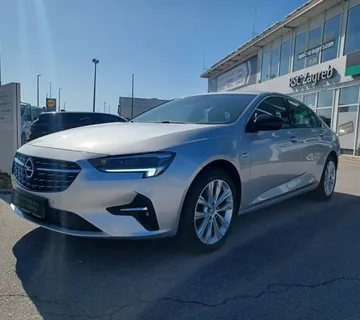 Opel Insignia B.Elegance 2.0D AT8 128kw - cover