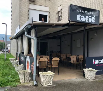 CAFFE BAR 110 m2 - ZAPREŠIĆ -STROGI CENTAR - cover