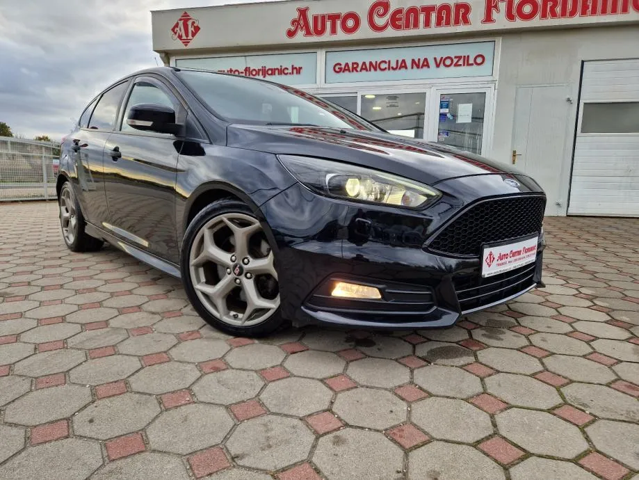 Ford Focus ST Performance 2.0 TDCI 2015.,VELIKI SERVIS , RECARO, ALU - cover