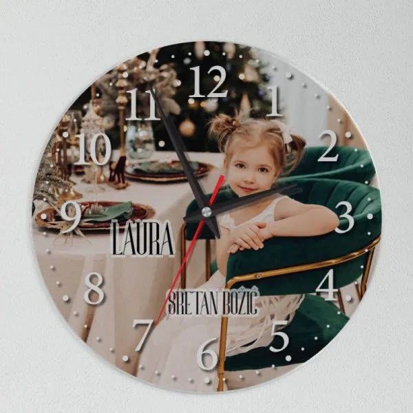 Personalizirani božićni zidni sat za naše najmlađe - cover