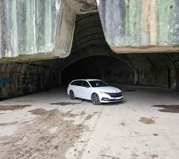 Škoda Octavia IV - PHEV - plug-in hybrid - DSG - cover