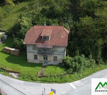 Među starim zidovima počinje nova priča - cover