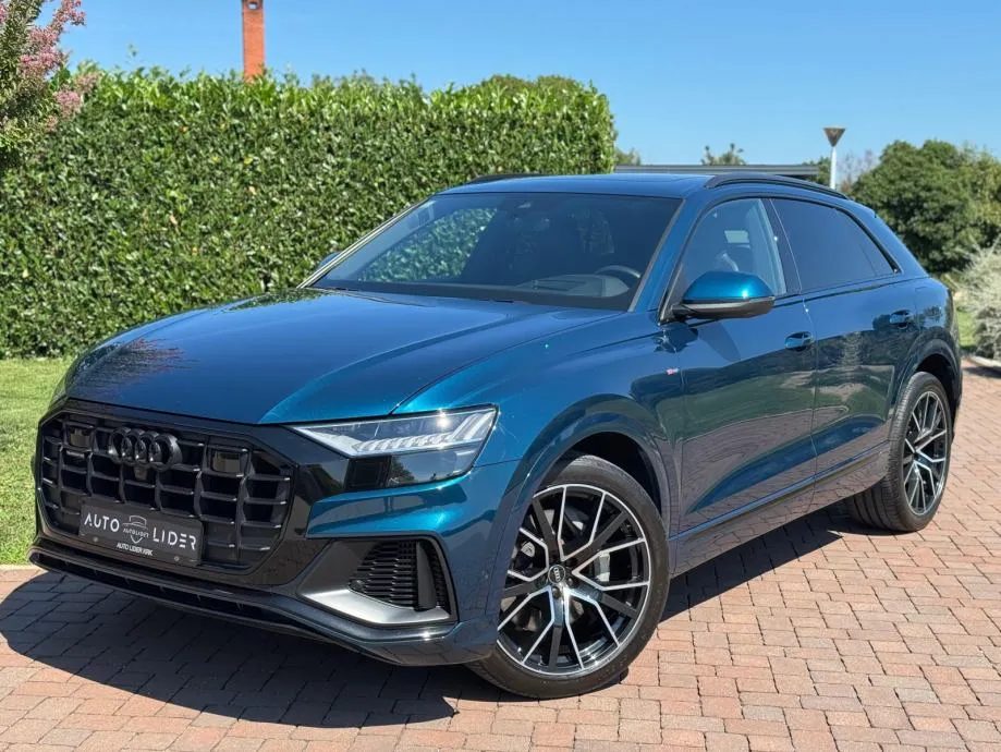 Audi Q8 55 TFSIe Matrix/Pano/360/SoftClose/ZraOvj/Lane ***GARANCIJA*** - cover