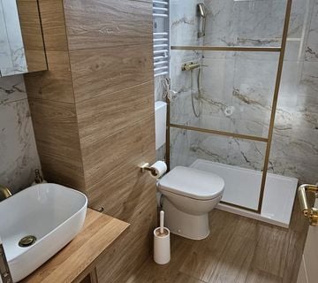 Prodajem renoviran stan u Dubravi 54m2 - cover