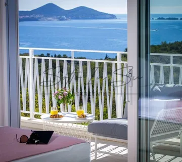 Moderna vila- Orašac (prodaja) - cover