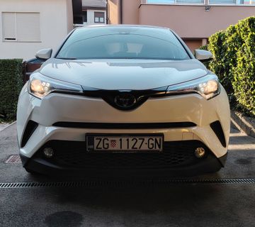 Prodaja toyota chr - cover