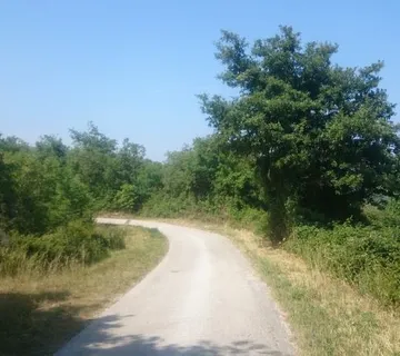 Istra, Ripenda, poljoprivredno zemljište 56478 m2, 5 km od Rabca - cover