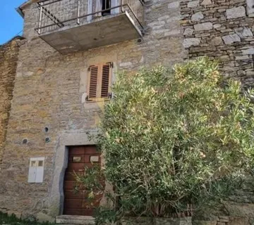 AUTOHTONA KAMENA KUĆA -PRILIKA (prodaja) - cover