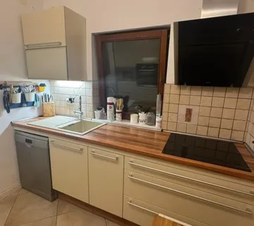 DUGOPOLJE CENTAR KUĆA 200 M2 NA PARCELI 819 M2 -NOVO- - cover