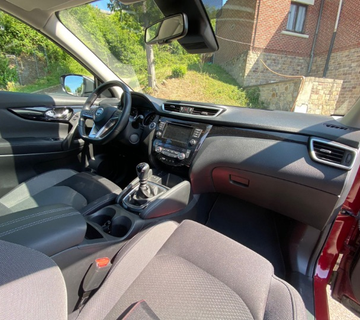 Nissan Qashqai 1.5DCI 85kw 2020g SAMO 52000km PANORAMA 360 KAMERA⭐⭐⭐⭐⭐ - cover