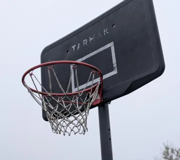 Koš za košarku Decathlon Tramak B100 (220 - 305 cm) – podesivi stalak - cover