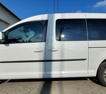 VW Caddy 2,0 TDI DSG - cover