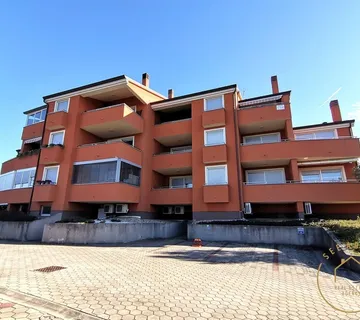 Dvosoban stan na mirnoj lokaciji - cover