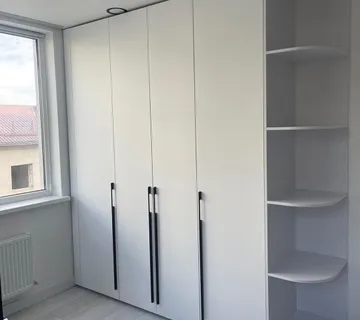 Garderobni ormar - cover