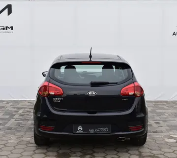 Kia Ceed 1.6 CRDI LX Champion *HR* SERVISNA,1.VLASNIK, JAMSTVO* - cover