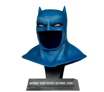 McFarlane DC Direct – Batman (Dark Knight Returns) Cowl Replica - cover