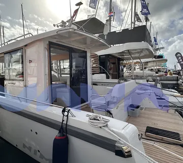 C11 brod za one koji cijene funkcionalnost na moru - cover