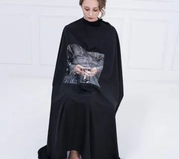 Ogrtač za šišanje sa prozorom za mobitel - cover