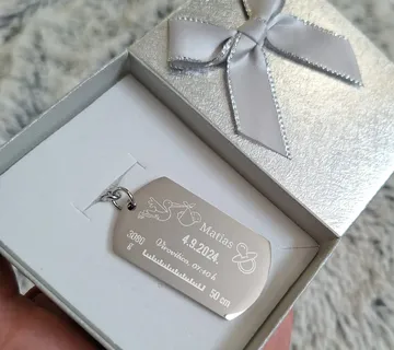 Čelični privjesak – podaci novorođenčeta - cover