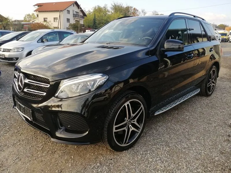 Mercedes-Benz GLE 250 d*9G-Tronic* "AMG LINE" - cover