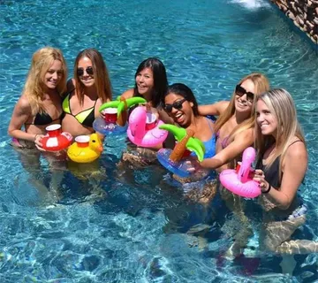 Flamingo na napuhavanje za piće - cover