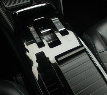 Citroen C4 1.2 Puretech AUTOMATIK *HEAD-UP, LED, NAVIGACIJA, KAMERA*  - cover
