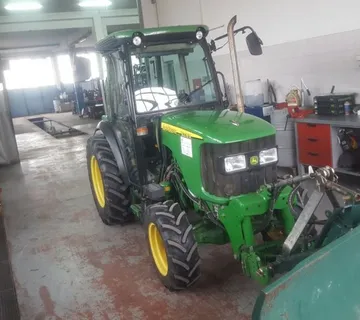 John Deere 5315V - vinogradarski/voćarski traktor - cover
