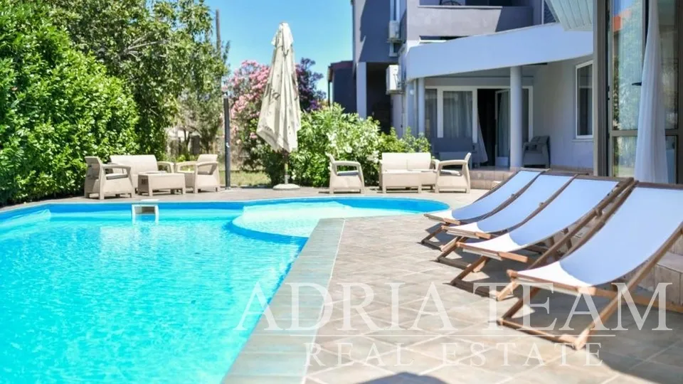 HOTELSKI KOMPLEKS S RESTORANOM I UHODANIM POSLOM U TURIZMU, SUKOŠAN - ZADAR - cover