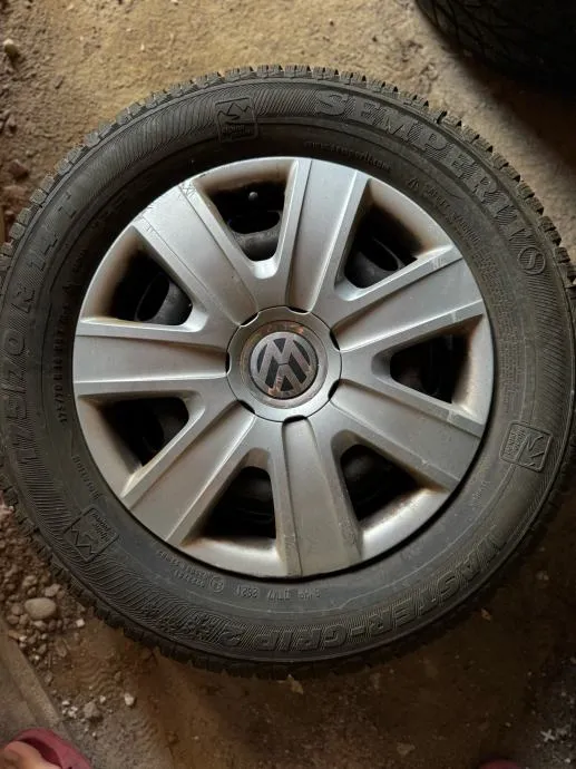 Čelične felge 14'' + NOVE GUME + RATKAPE, VW POLO - cover