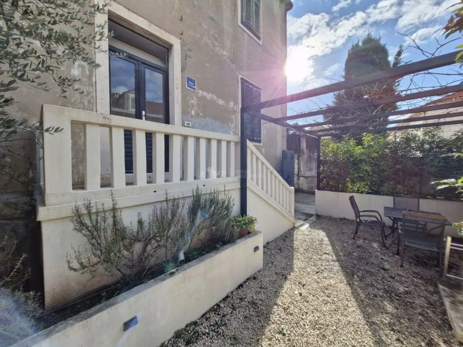 PRILIKA,Samostojeća kuća u Gružu (prodaja) - cover