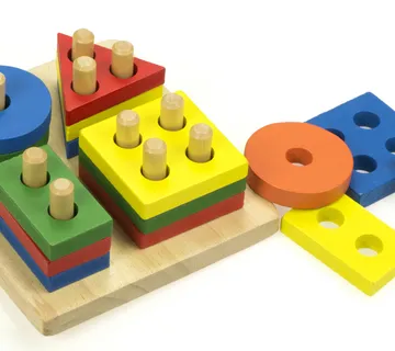 Montessori drveno edukativno sortiranje oblika - cover