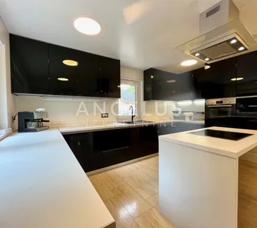 Zagreb, Remete- Luksuzna villa 440m2 s bazenom i liftom (iznajmljivanje) - cover