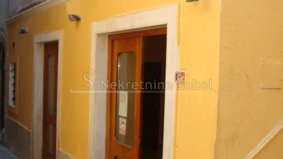 Mali Lošinj - Poslovni prostor, 49,80 M2 Prodaja - cover