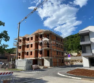Apartman u prizemlju, 54 m2, prvi red do mora - cover