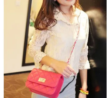 Elegantna večernja torbica - cover