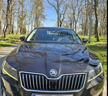 Škoda superb 2.0 TDI DSG 2019 God - cover