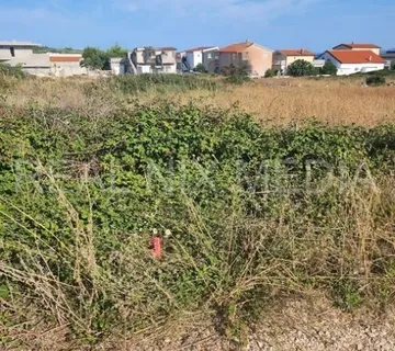 Vir-građevinsko zemljište 700 m2! - cover