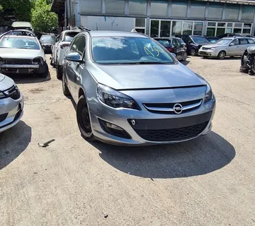Opel Astra J Karavan 1.6 CDTI #dijelovi - cover