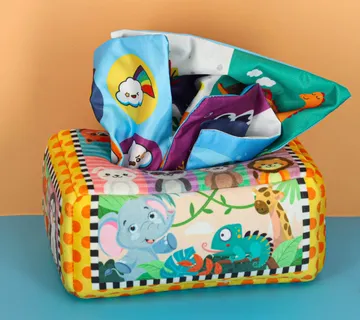 Montessori senzorička kutija s šarenim maramicama i životinjama - cover