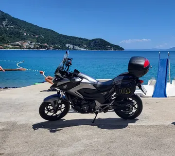 Honda NC 750x - cover