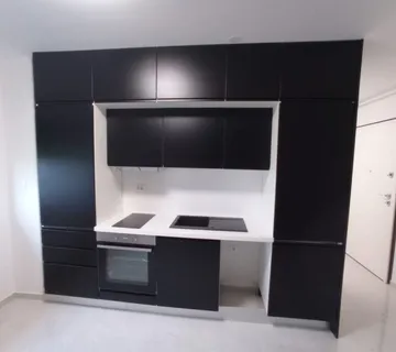 Kuhinja lakirana crna mat - cover