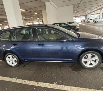 VW Golf 7 Variant 1,6 TDI - cover