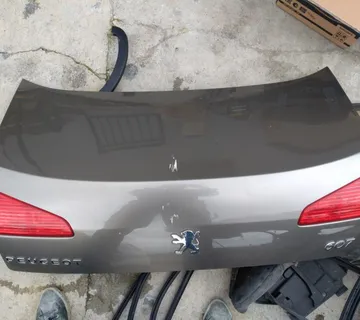 Peugeot 607 zadnji gepek - cover