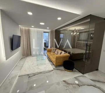 Zagreb, Špansko, luksuzno uređen stan na prvom katu za najam, 53 m² - cover