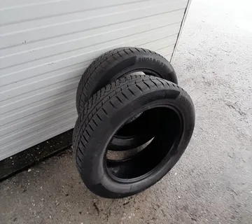 Zimske gume Continental 215/55/17 - cover