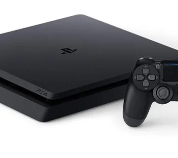 PLAYSTATION 4 SLIM 1TB + 2 KONTROLERA / R1, RATE!! - cover