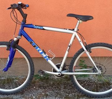 Trek 820 MTB sa 26 cola kotačima, 18 brzina, željezna ama 53 cm - cover