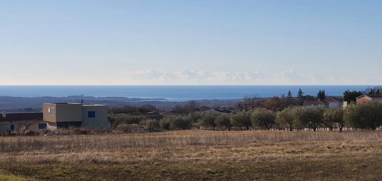 Kaštelir – zemljište s pogledom na more i građevinskom dozvolom za izgradnju vile - cover