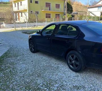 Škoda Octavia - cover